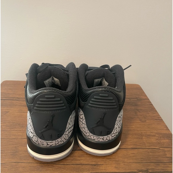 Air Jordan 3, size W 8 M 6.5 - Picture 2 of 3